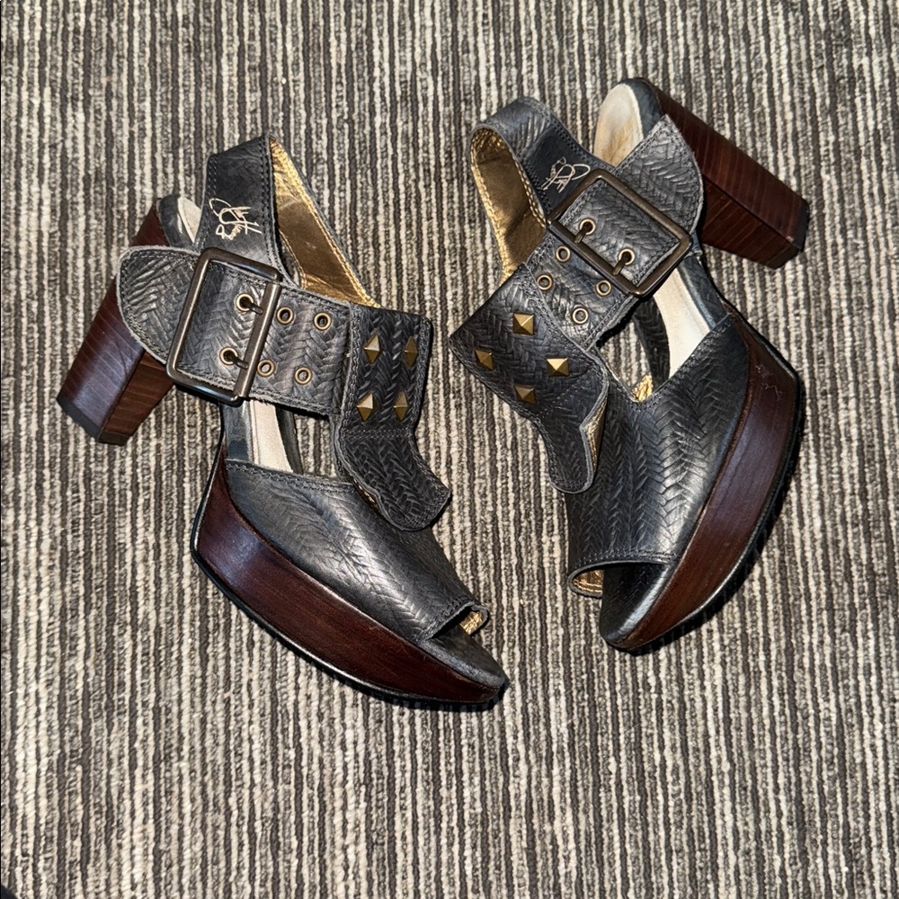 John Fluevog Black Textured Leather Studded Platform Heels